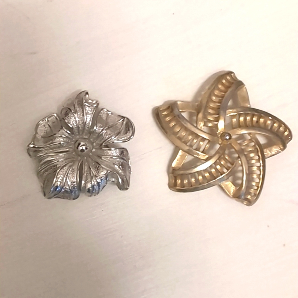 Holiday brooches, silver & gold